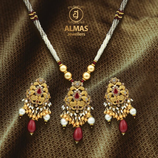 Discover beautiful gold mala designs perfect for weddings and festive occasions. Traditional craftsmanship meets timeless elegance in every gold mala.
